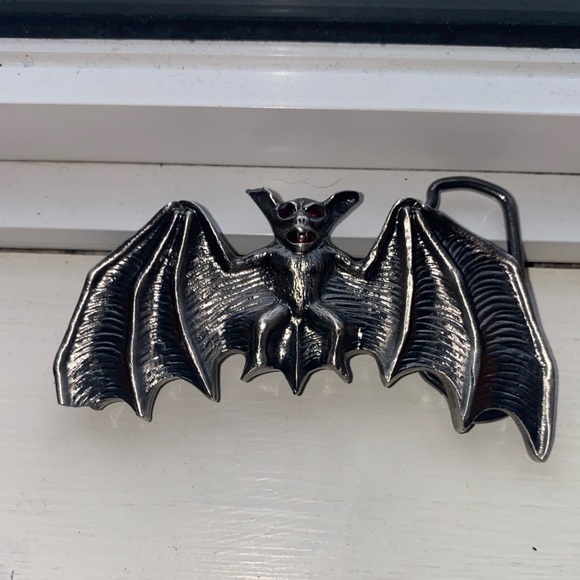 Belt buckle🦇 - Picture 3 of 3